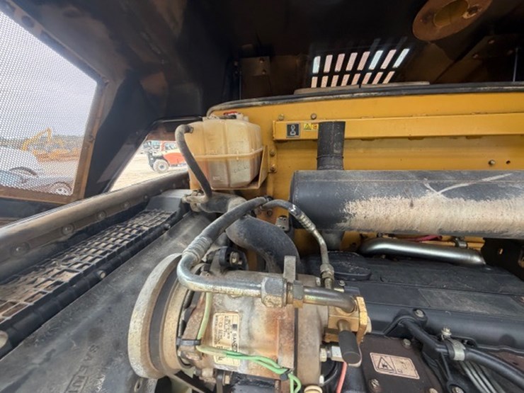 caterpillar-914g-image-58