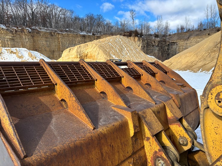 caterpillar-988b-image-54