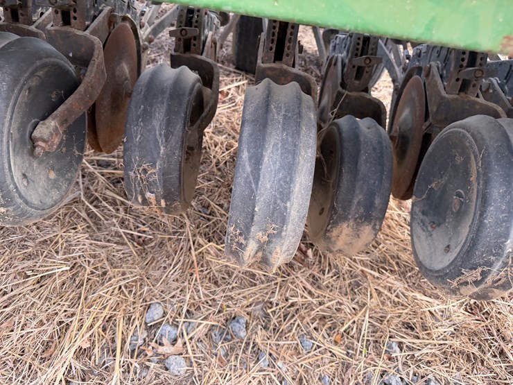 john-deere-35-image-27