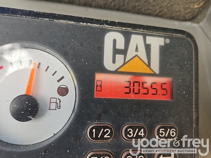 2017-caterpillar-289d-image-37