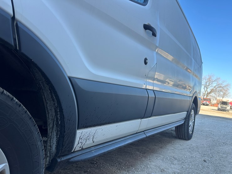 2017-ford-transit-image-14