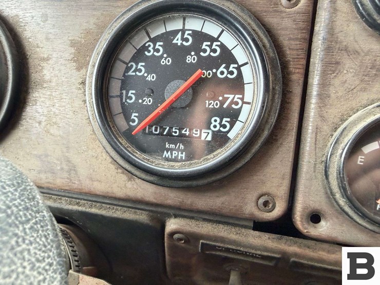 1993-freightliner-fld112-image-60