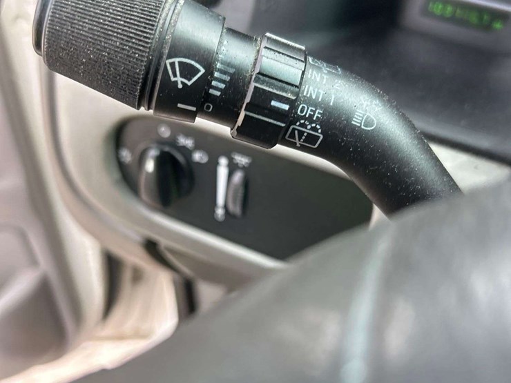 2000-ford-windstar-image-13