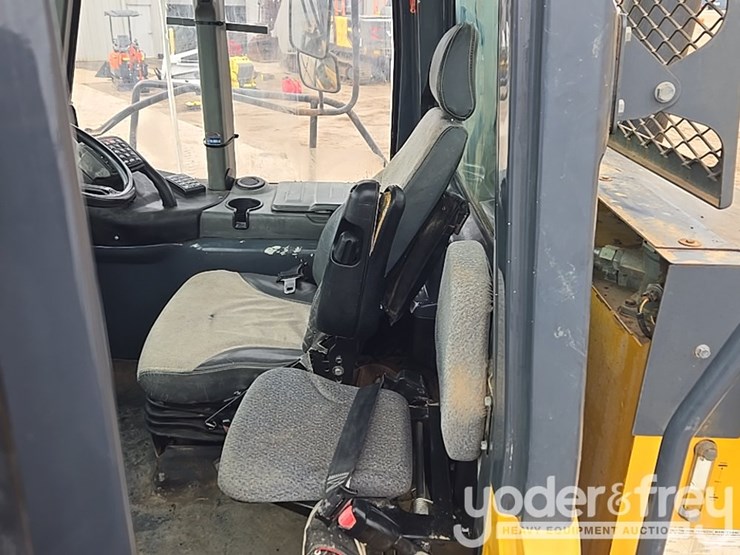 2013-deere-410et-image-65