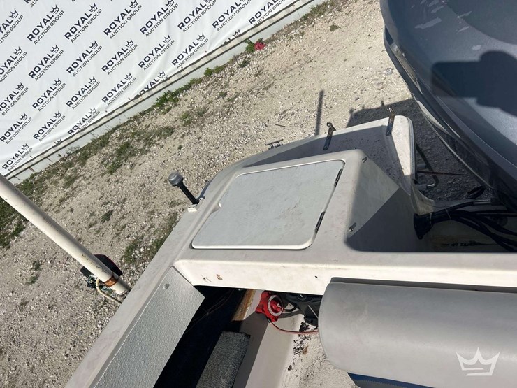 1992-21ft-four-winns-205-sundowner-boat-w/-boat-trailer-image-25