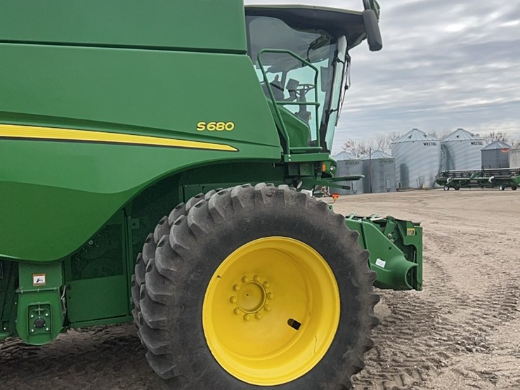 2014-john-deere-s680-image-79