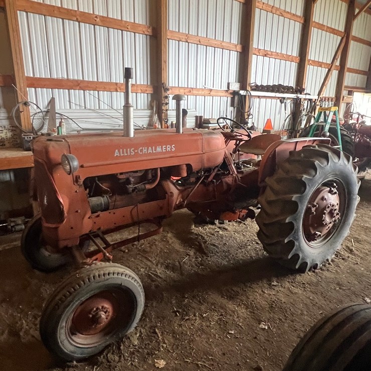 Lot 27. D-17 Allis Chalmers tractor, Gas, ser #3837