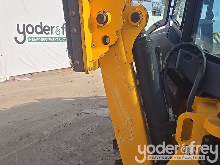 2017-jcb-3cx-image-64