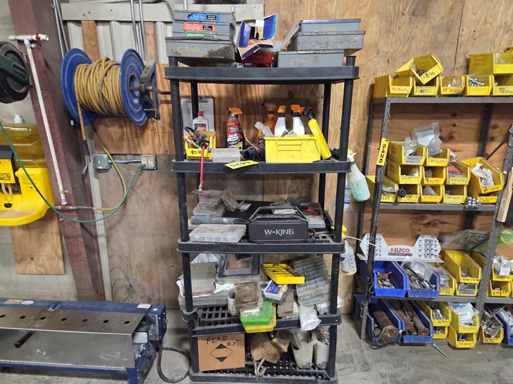 #5425-•-o-rings,-fittings,-screws,-radio,-and-more-image-1