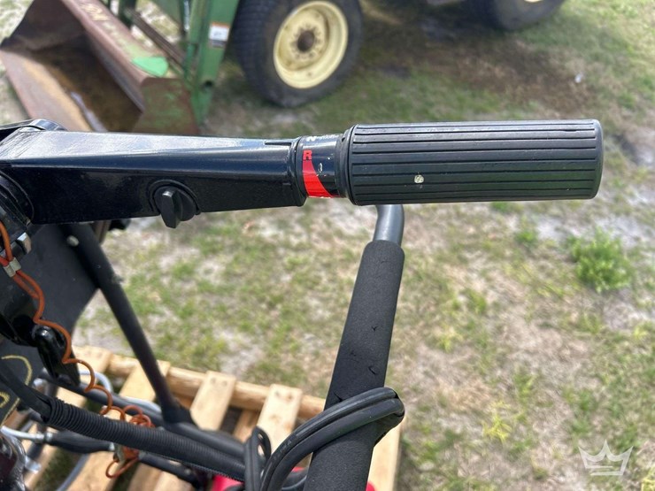 mercury-15-stroke-boat-motor-image-14