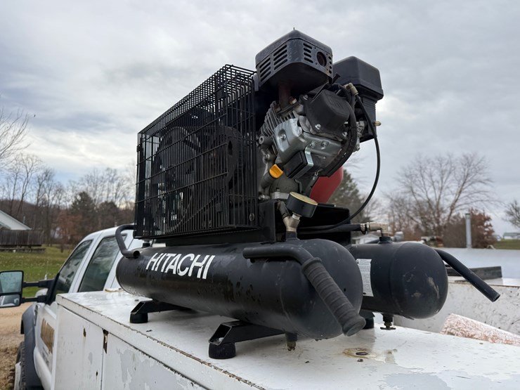 2009-ford-f550-image-40