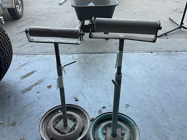 pair-of-roller-stands-image-16