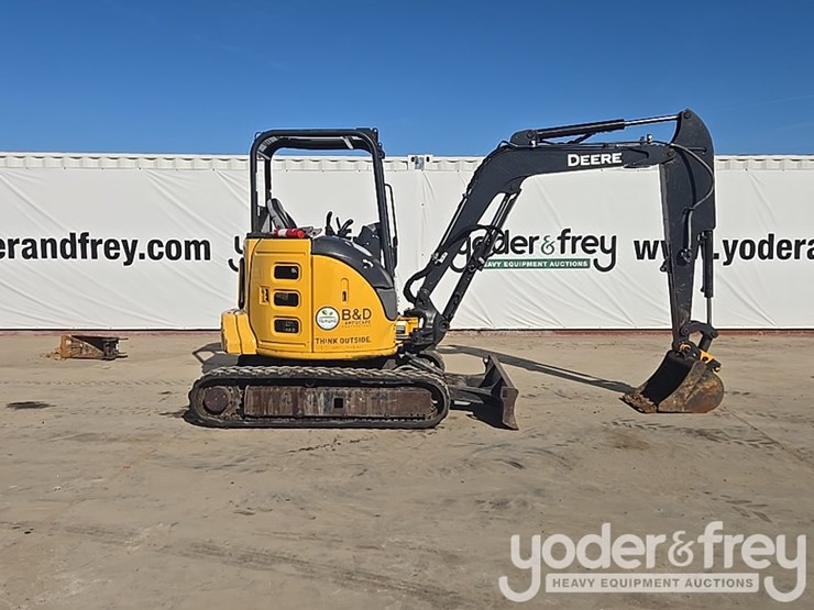 2020-deere-35g-image-6