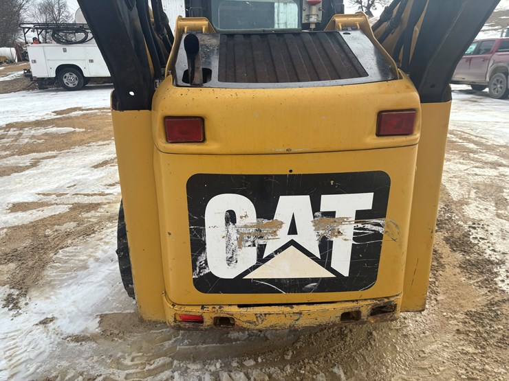 2009-caterpillar-252b2-image-11