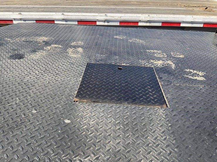 2011-gmc-3500-image-7