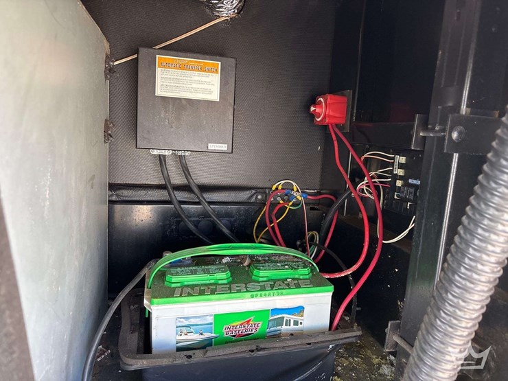 2014-crossroads-rv-elevation-t/a-5th-wheel-toy-hauler-travel-trailer-image-36