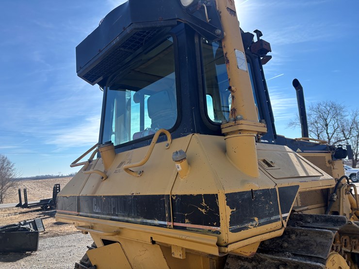 caterpillar-d6m-image-16