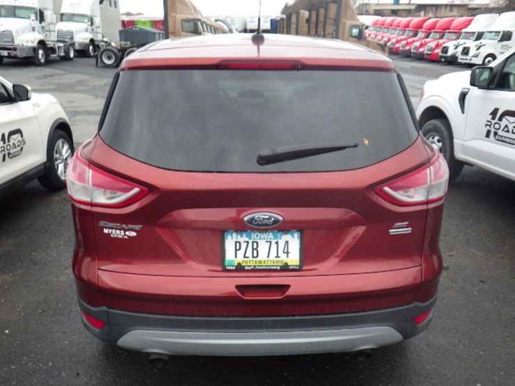 2015-ford-escape-image-7