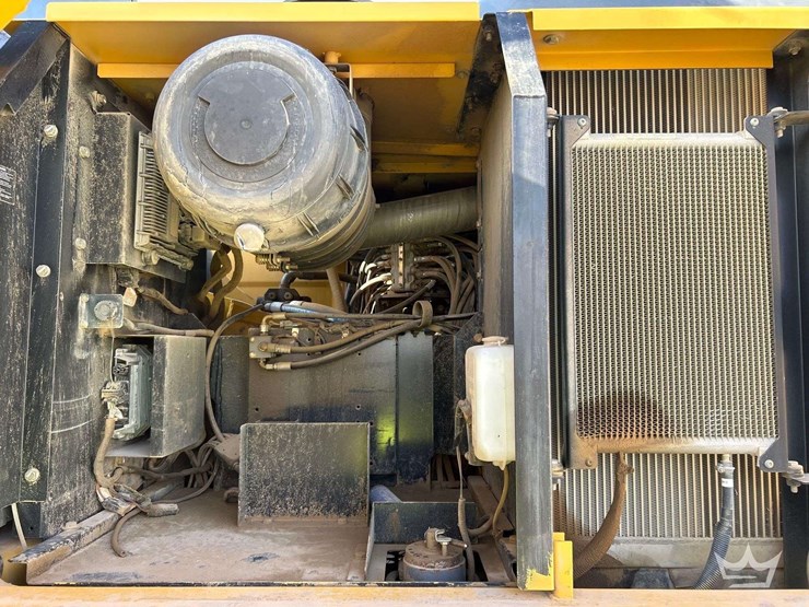 2014-john-deere-350g-hydraulic-excavator-image-9