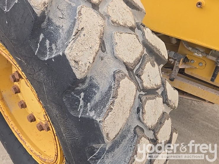 2009-caterpillar-140m-vhp-plus-image-14