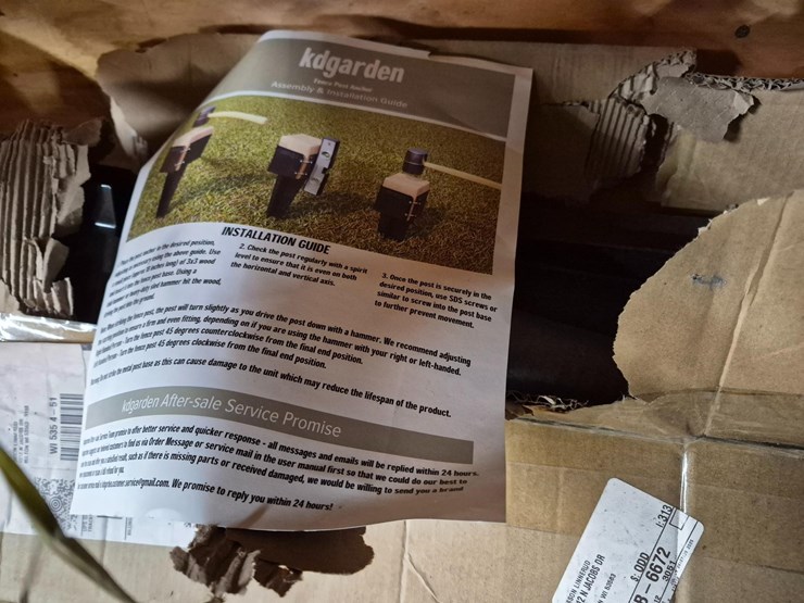 kdgarden-fence-post-anchors,-shelf-contents-image-2