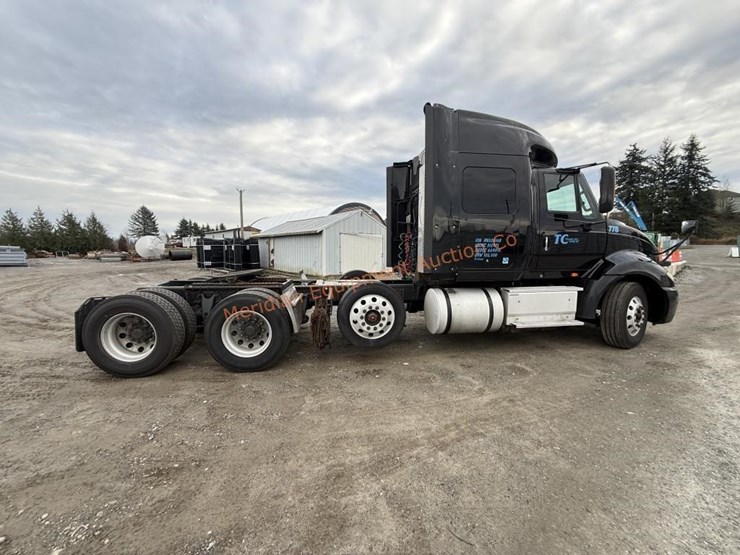 2017-international-prostar-image-9