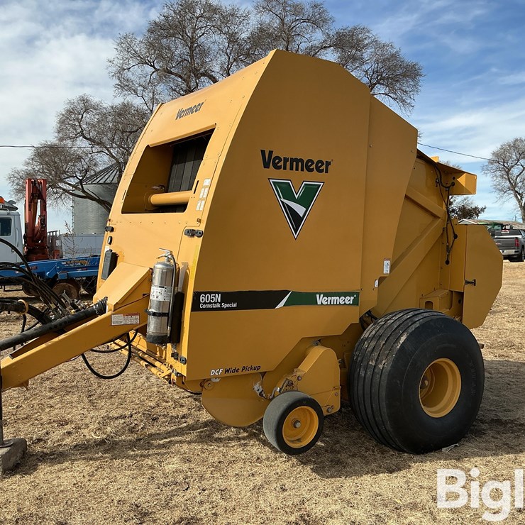 2015 VERMEER 605N CORNSTALK SPECIAL