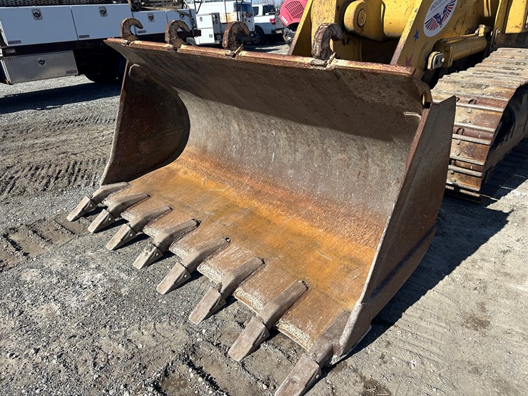 caterpillar-963-image-24