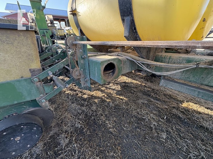 john-deere-7000-image-15