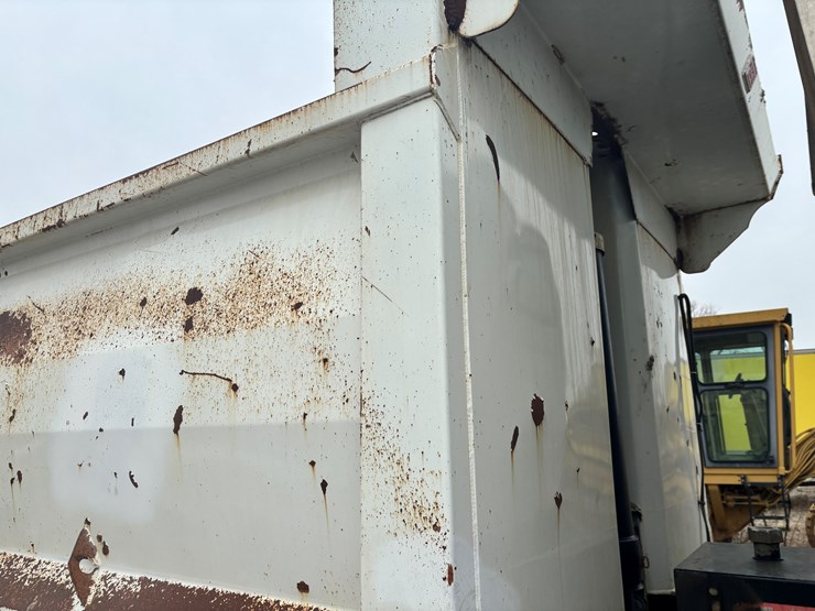 #2267-•-beau-rock-17'-steel-dump-box-image-6