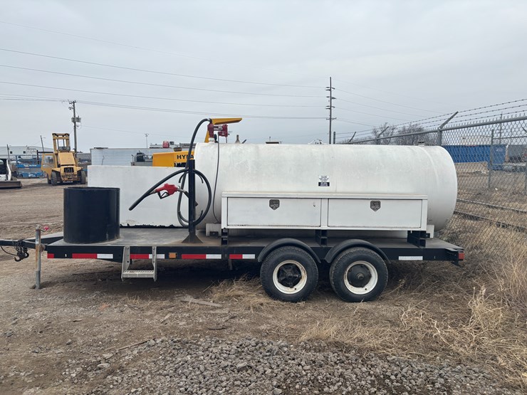 homemade-fuel-trailer-image-4