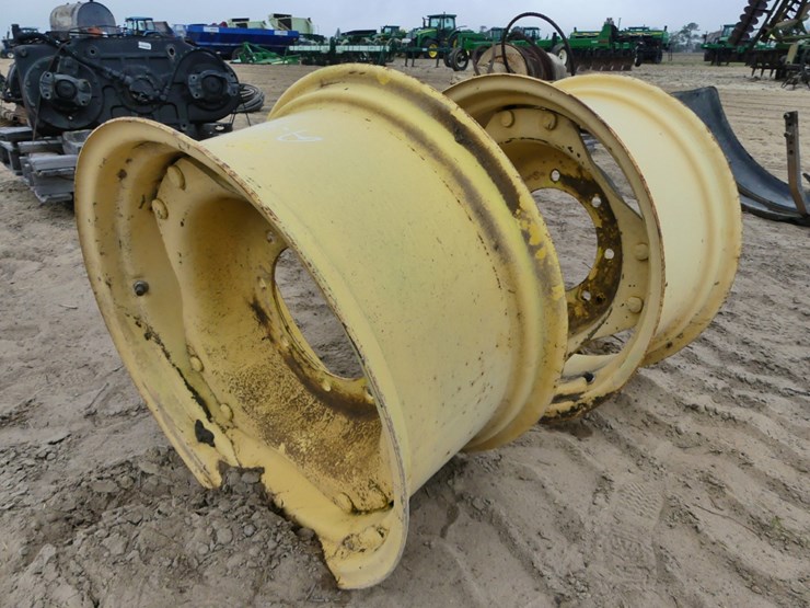 john-deere-front-&-rear-rims-image-1