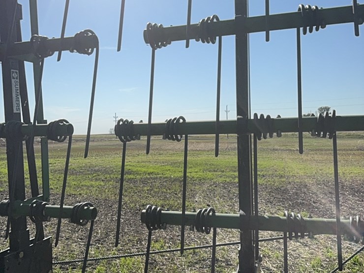 70’-summers-heavy-harrow,-hydraulic-down-pressure,-auto-fold-image-28