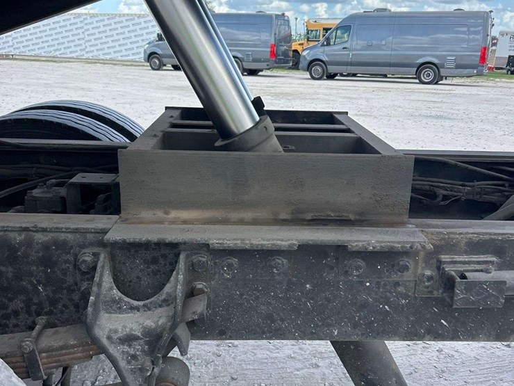 2007-international-durastar-4400-image-23