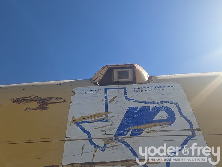 2013-komatsu-pc490-lc-10-image-77