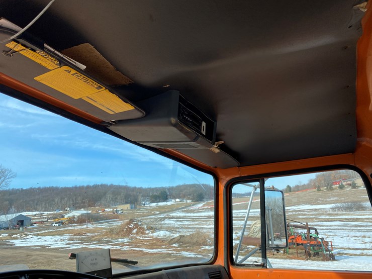 1991-ford-l9000-image-49