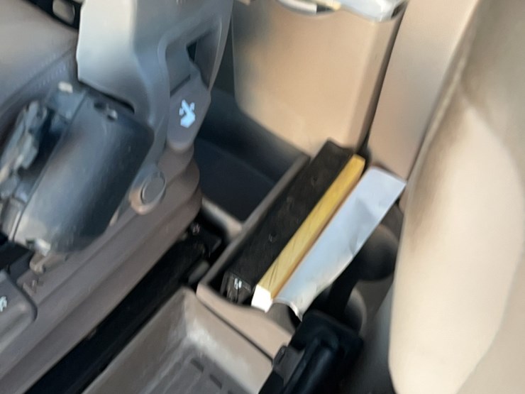 2014-john-deere-r4030-image-69