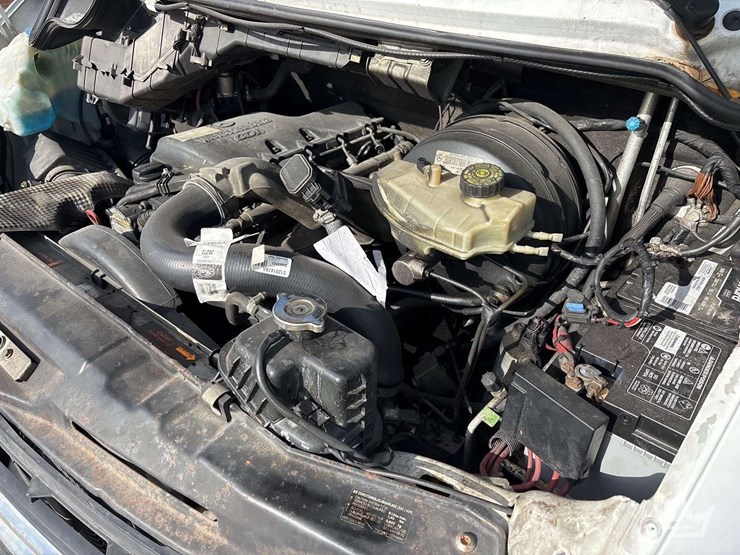 2004-dodge-sprinter-2500-image-8