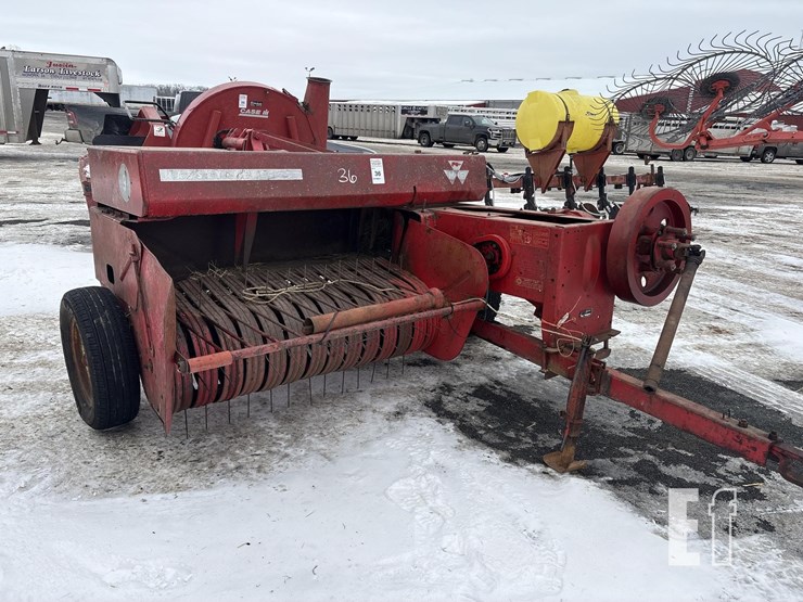 massey-ferguson-9-image-1