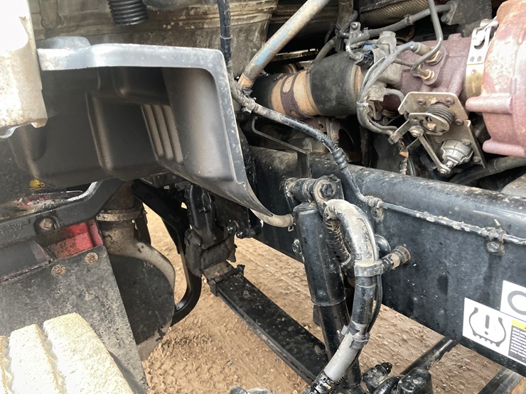 2019-kenworth-t880-image-47