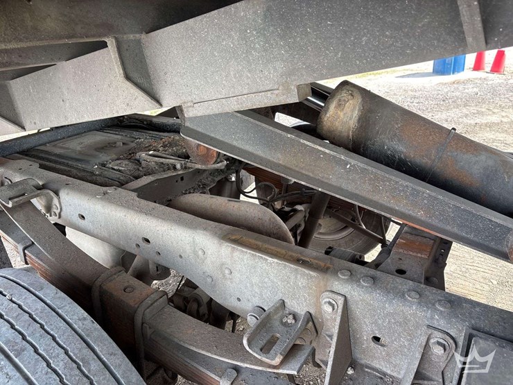 2011-ford-f450-image-13