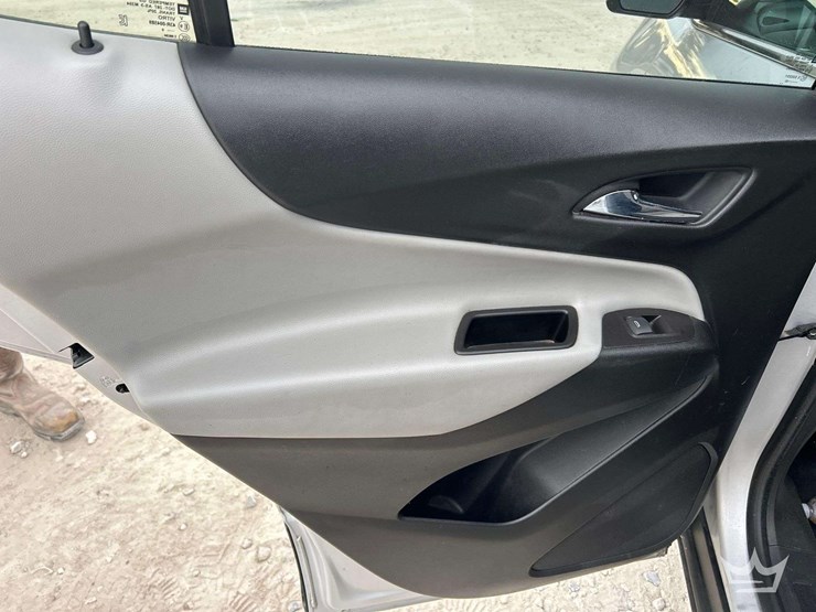 2020-chevrolet-equinox-image-22