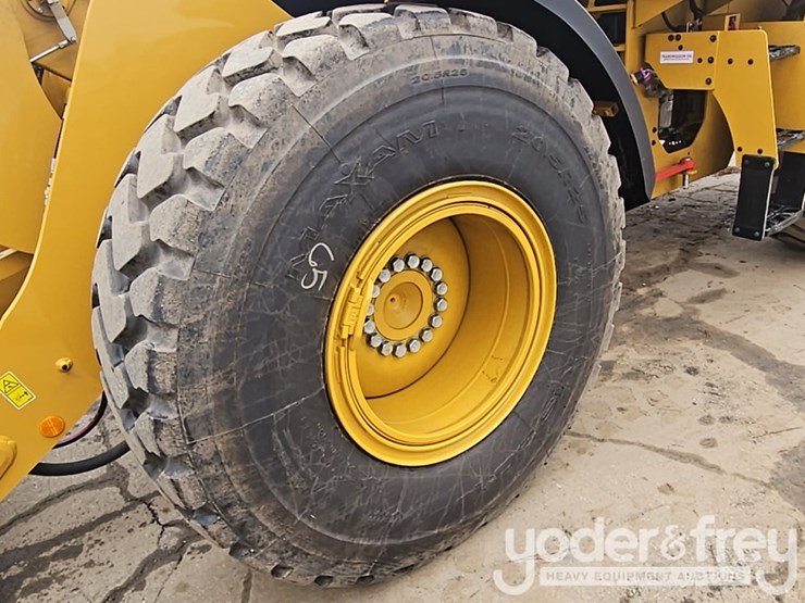 2026-caterpillar-926-image-18