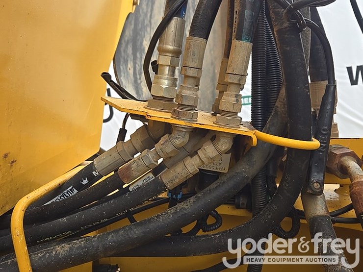 2018-deere-460e-image-29