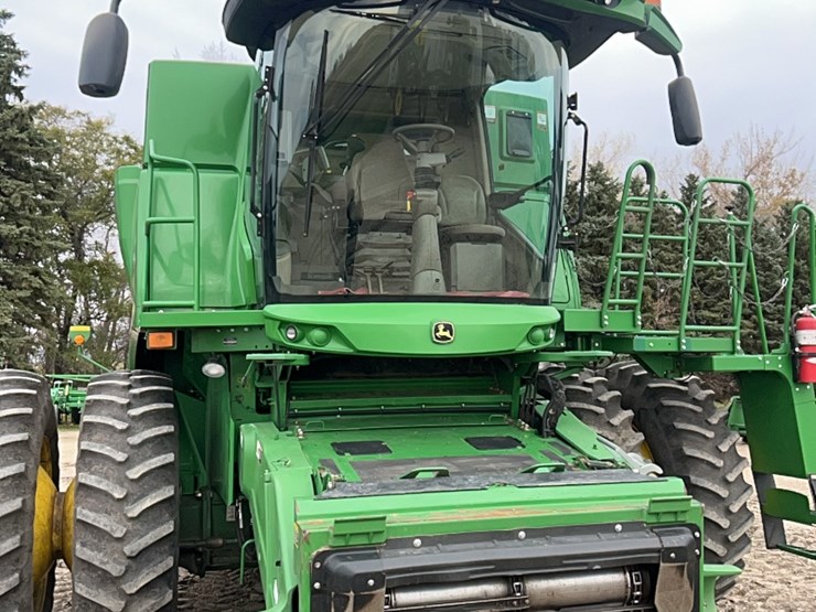 2014-john-deere-s680-image-11