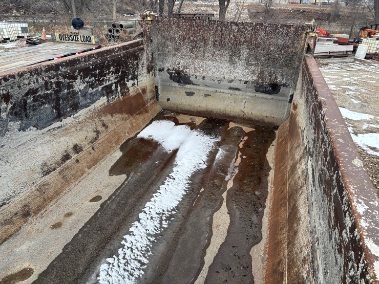 #2267-•-beau-rock-17'-steel-dump-box-image-9