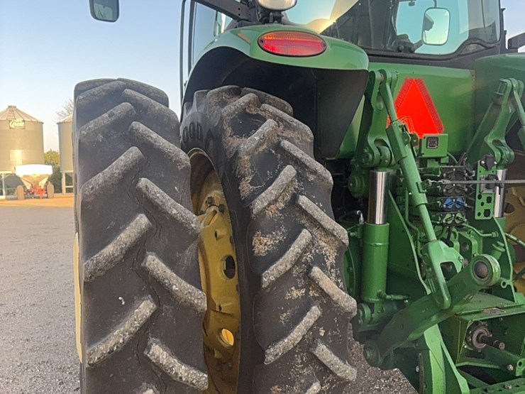 2010-john-deere-2010-image-35