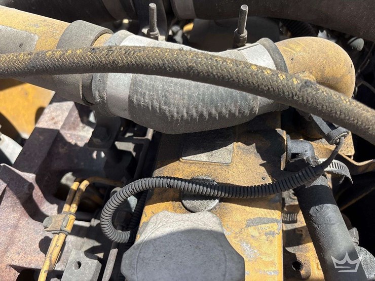 2006-deere-120c-image-9