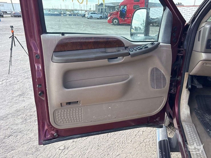 2004-ford-f250-image-10