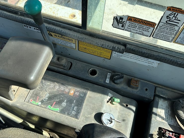 takeuchi-tb180fr-image-64